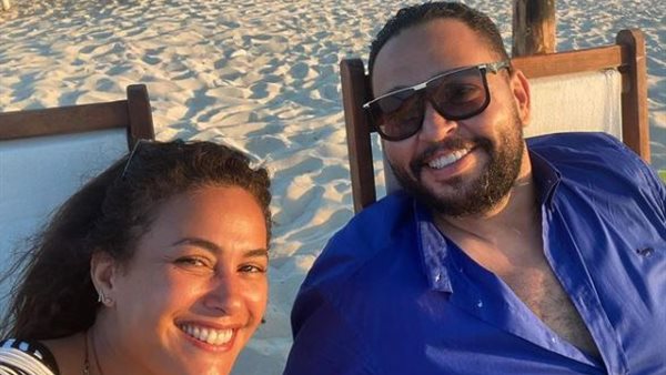 هند وأحمد رزق 