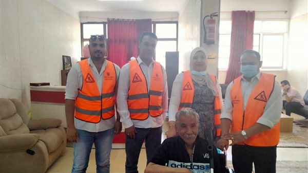 انقاذ مسن من الشارع