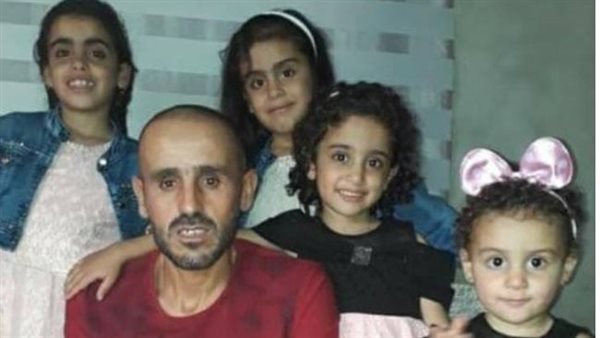 الفلسطينى وابناءه