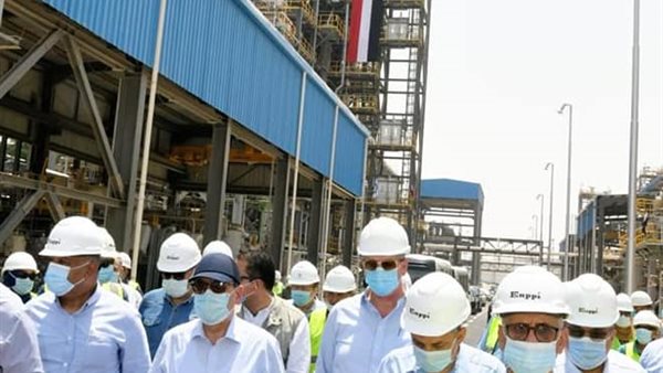 وزير البترول خلال