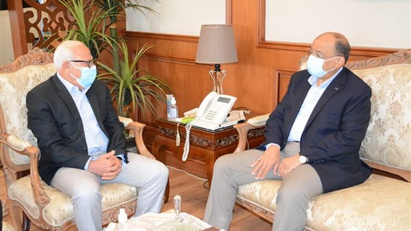 وزير التنمية المحلية