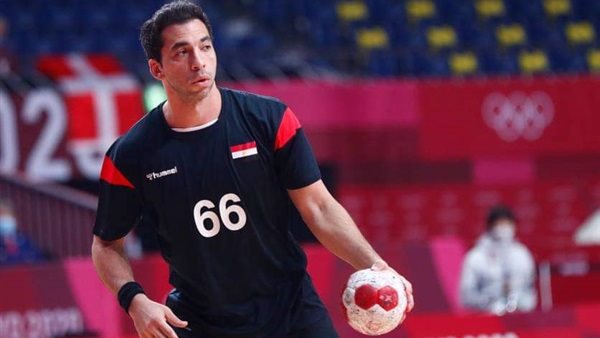 أحمد الأحمر 