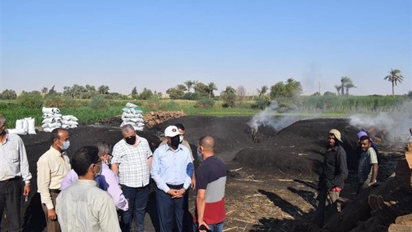 محافظ المنيا خلال