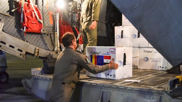 جانب من عملية استلام