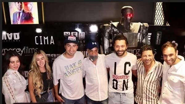 علي ربيع مع أبطال