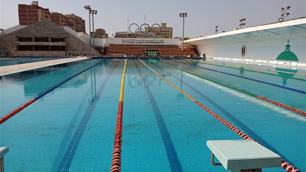 مجمع حمامات السباحة