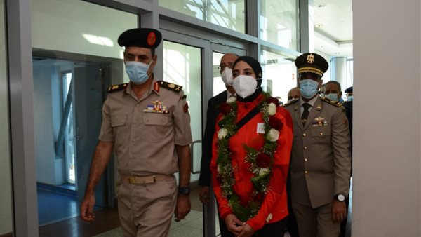 تكريم فريال 