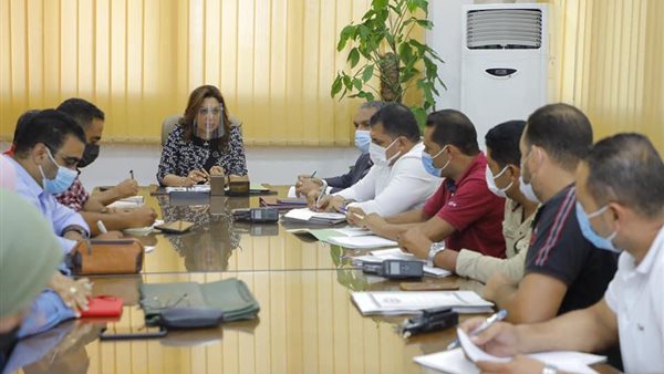 محافظ دمياط خلال