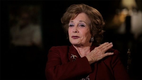  السيدة جيهان السادات