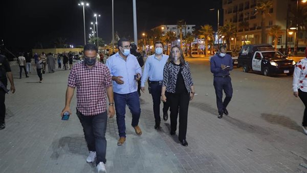 محافظ دمياط خلال