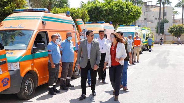 محافظ دمياط خلال