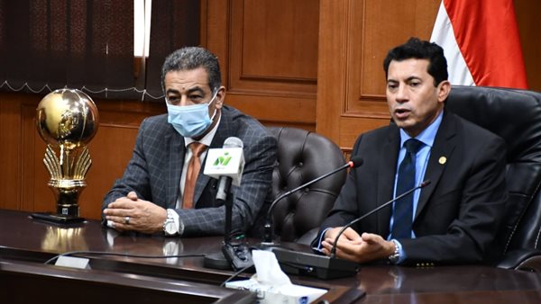 وزير الرياضة ورئيس