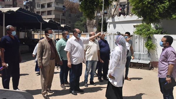 محافظ أسيوط خلال