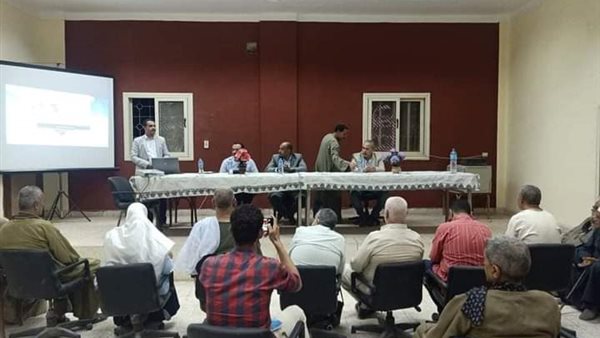 جانب من الندوة