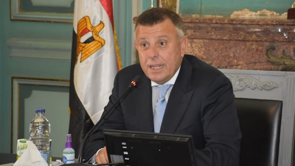 رئيس جامعة عين شمس