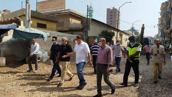 محافظ الشرقية خلال