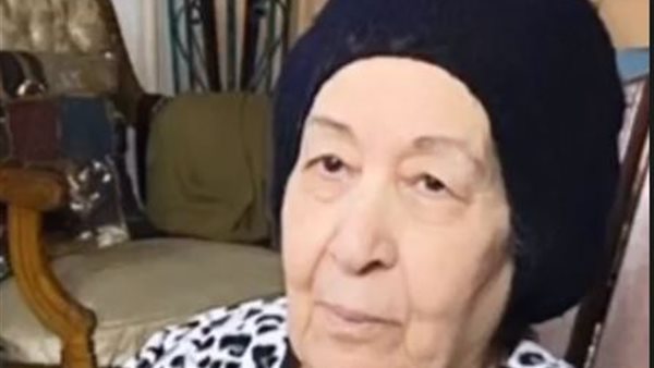 والدة أحمد حلمي 