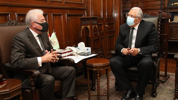 لقاء وزير الزراعة