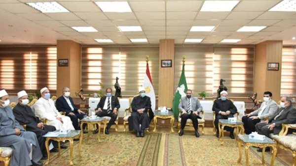 استقبال المحافظ للوزير