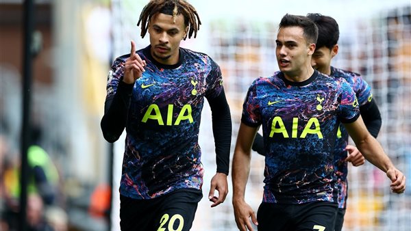 ديلي آلي يحتفل بهدفه