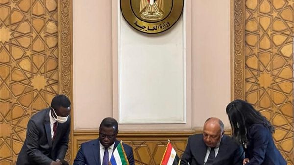 جانب من مراسم التوقيع