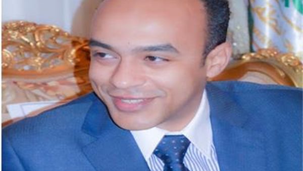  الدكتور محمد أبوزيد