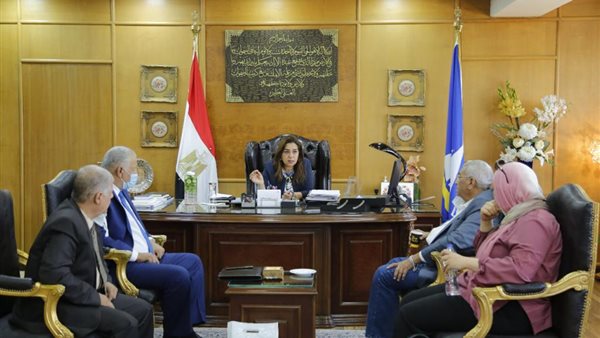 محافظ دمياط خلال