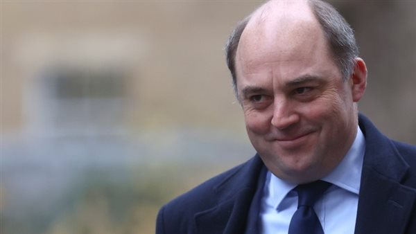 وزير الدفاع البريطاني