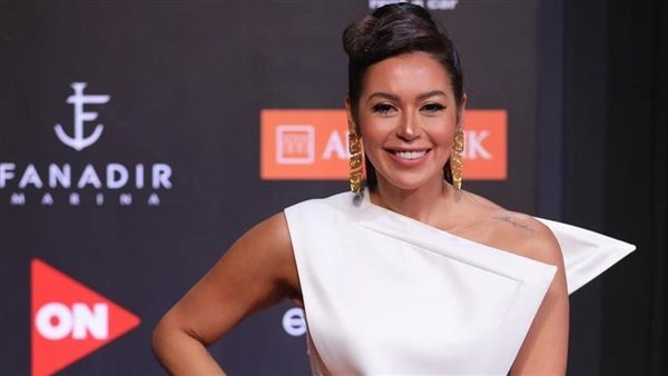 لقاء الخميسي 