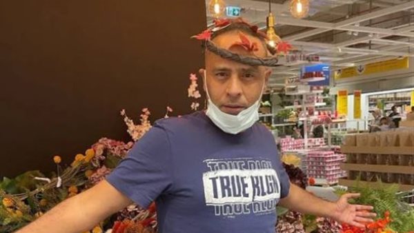 الفنان محمود عبد