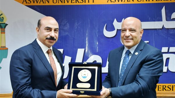 جانب من التكريم