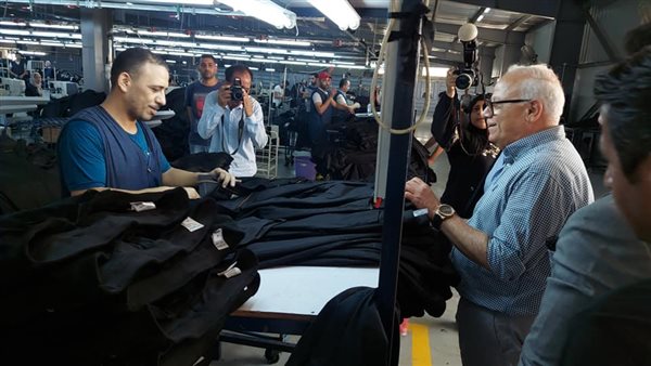 محافظ بورسعيد خلال