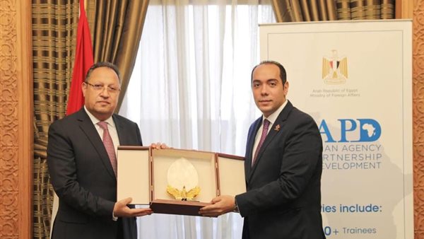  السفير محمد خليل