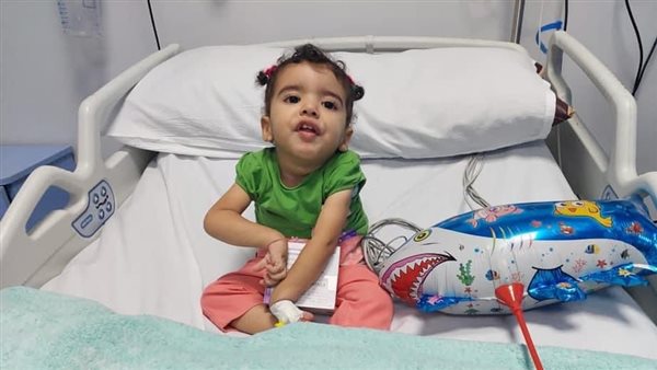 علاج طفلة من الضمور