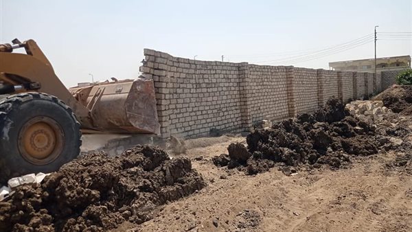 جانب من عمليات الازالة