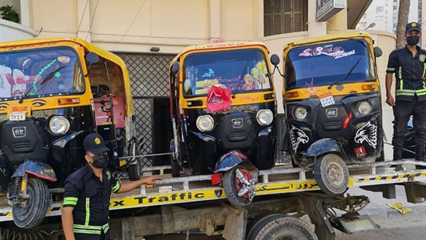 ضبط التكاتك المخالفة