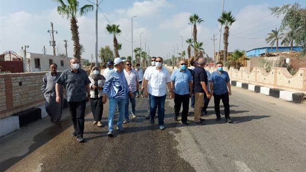 محافظ الشرقية خلال