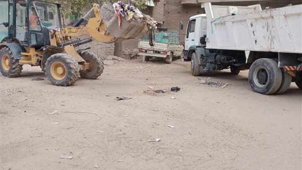 جانب من اعمال رفع