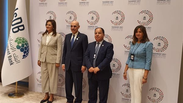 مشاركة وزير المالية