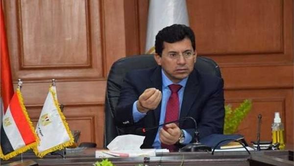 وزير الشباب والرياضة