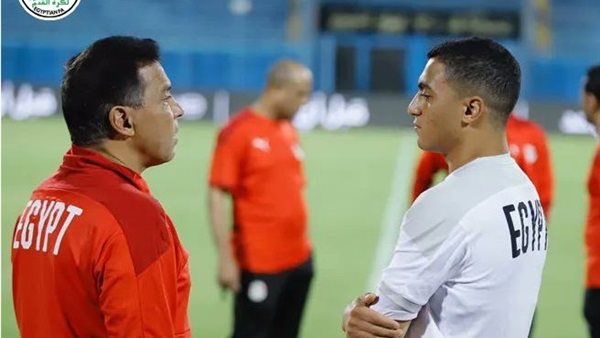 مصطفى محمد وحسام