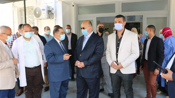 محافظ القاهرة خلال