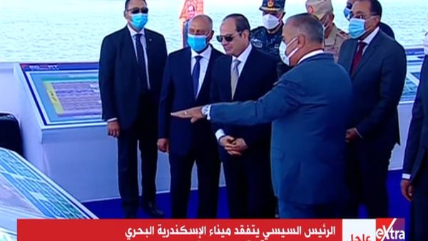 الرئيس السيسي يتفقد