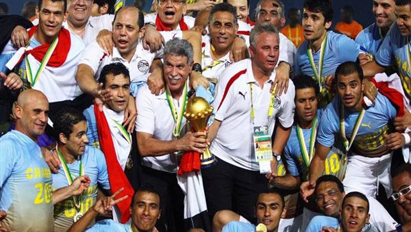 تتويج منتخب مصر بأمم