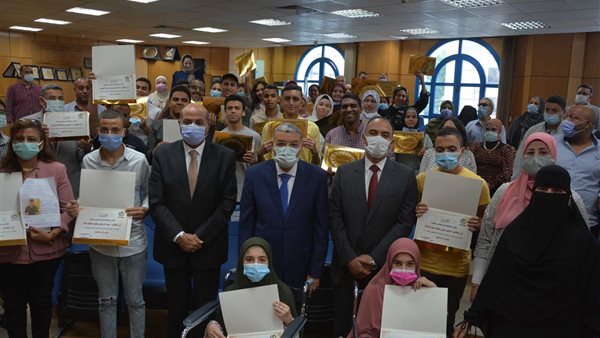 جانب من حفل التكريم