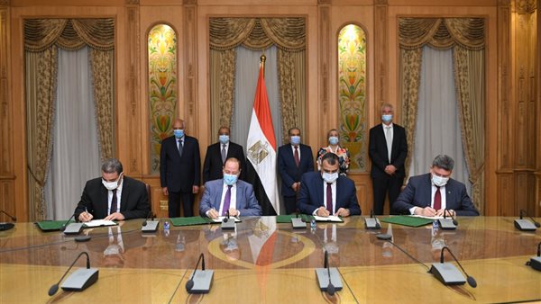 جانب من مراسم التوقيع