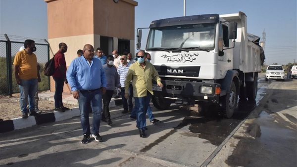 محافظ اسيوط خلال