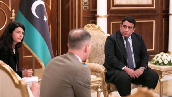 اجتماع المنفي وماس