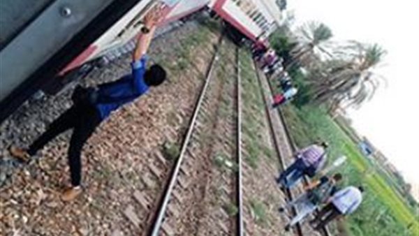 خروج عربات القطار