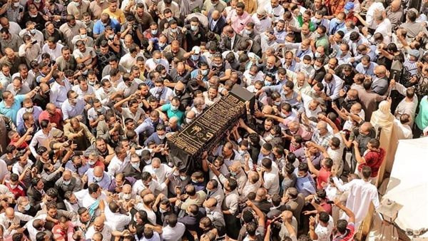 جانب من الجنازة 